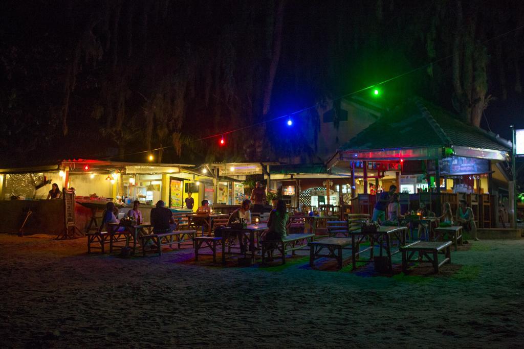 Siraya Beachfront Resort Ko Pha Ngan Exterior foto